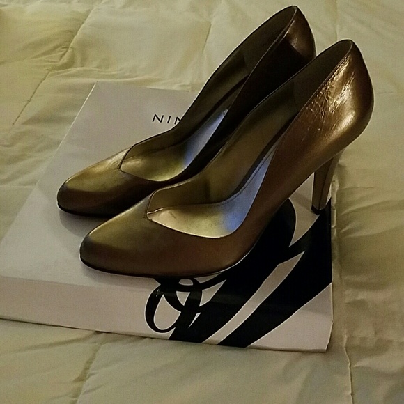 NEW☆Nine West Lucero Leather Pumps - Picture 2 of 4